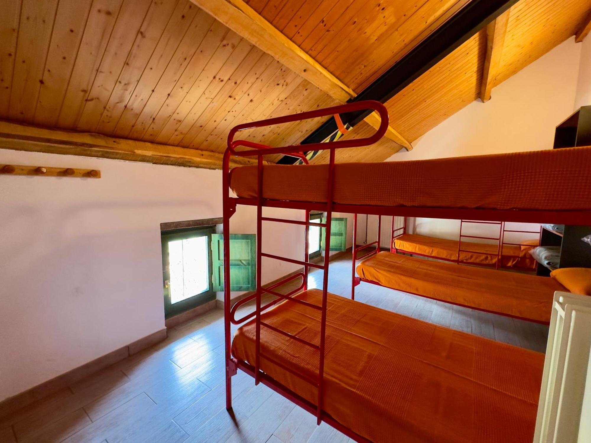 Albergue Valle De Arbas Cubillas de Arbas 外观 照片